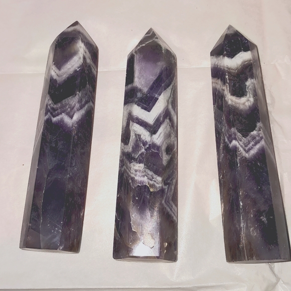 Four inch chevron Amethyst crystal tower - Picture 2 of 6